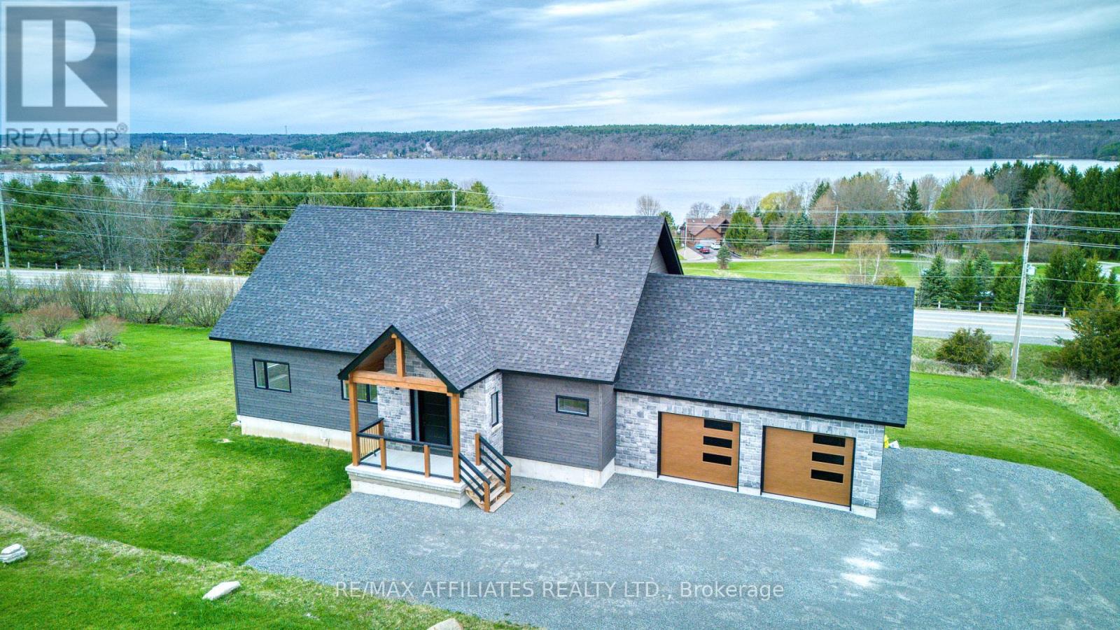 Photo 18 of 48 Trotters Lane, Rideau Lakes ON