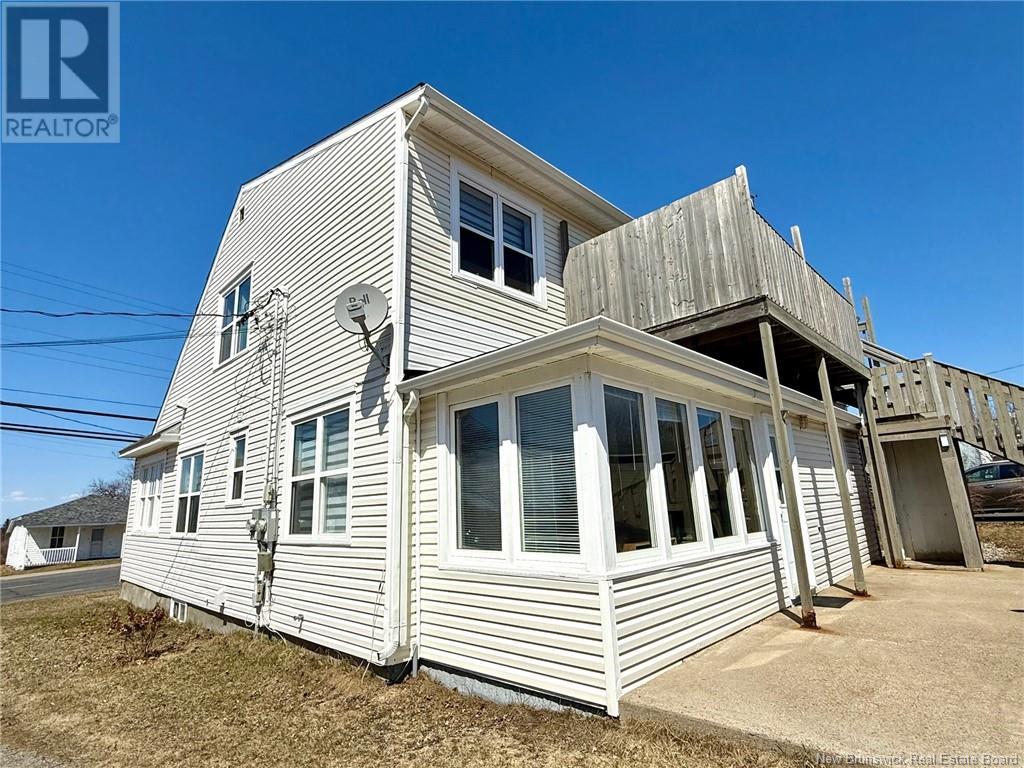 Photo 3 of 310 Boul St Pierre Ouest, Caraquet NB