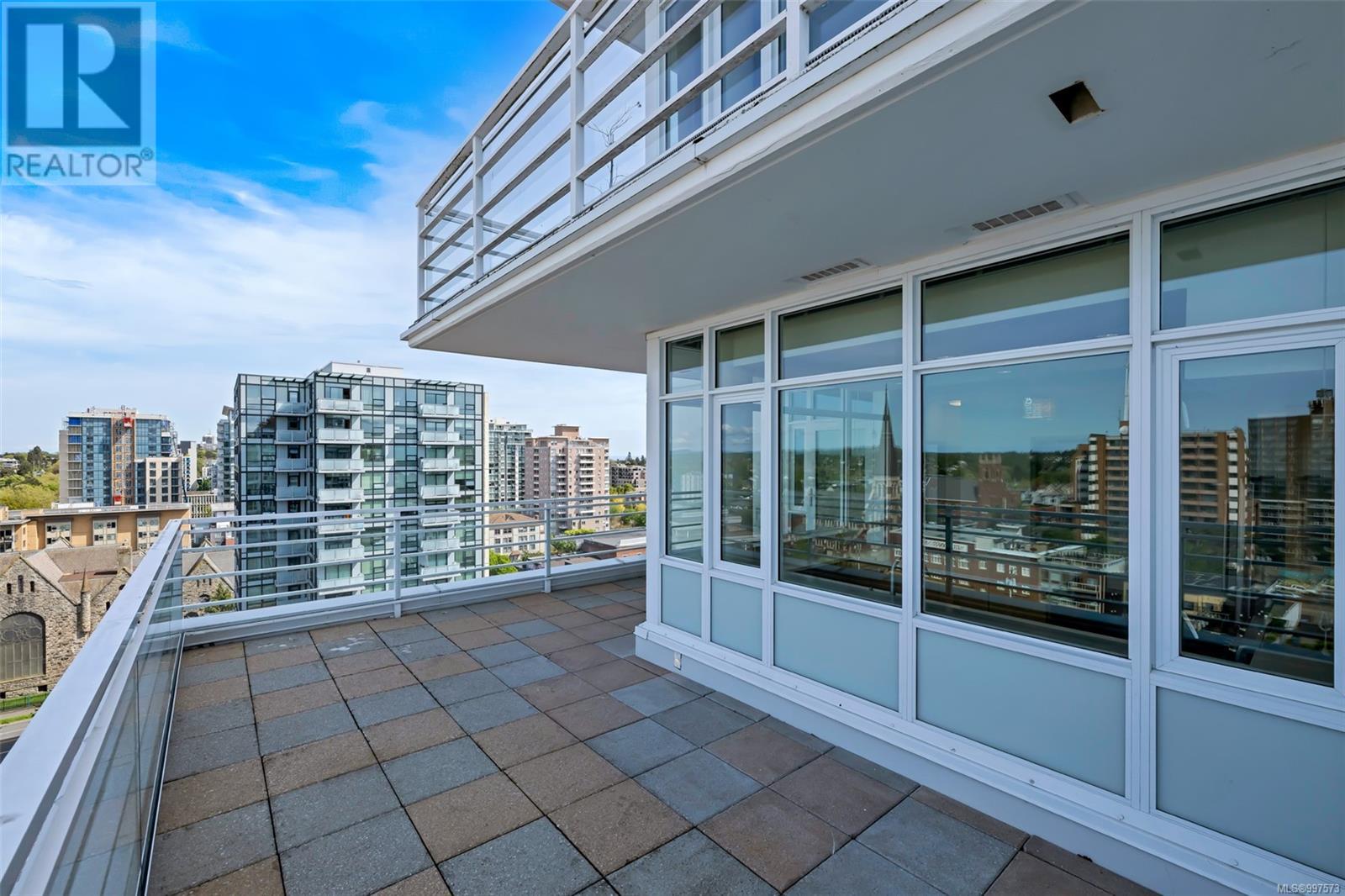 1404 834 Johnson Street, Victoria