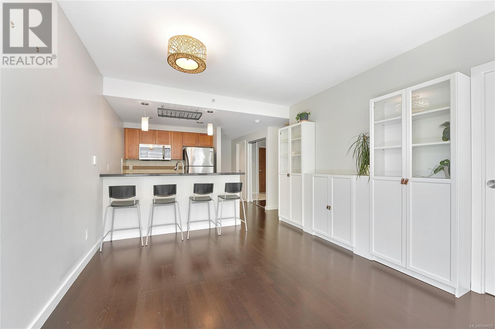 301 732 Cormorant Street, Victoria