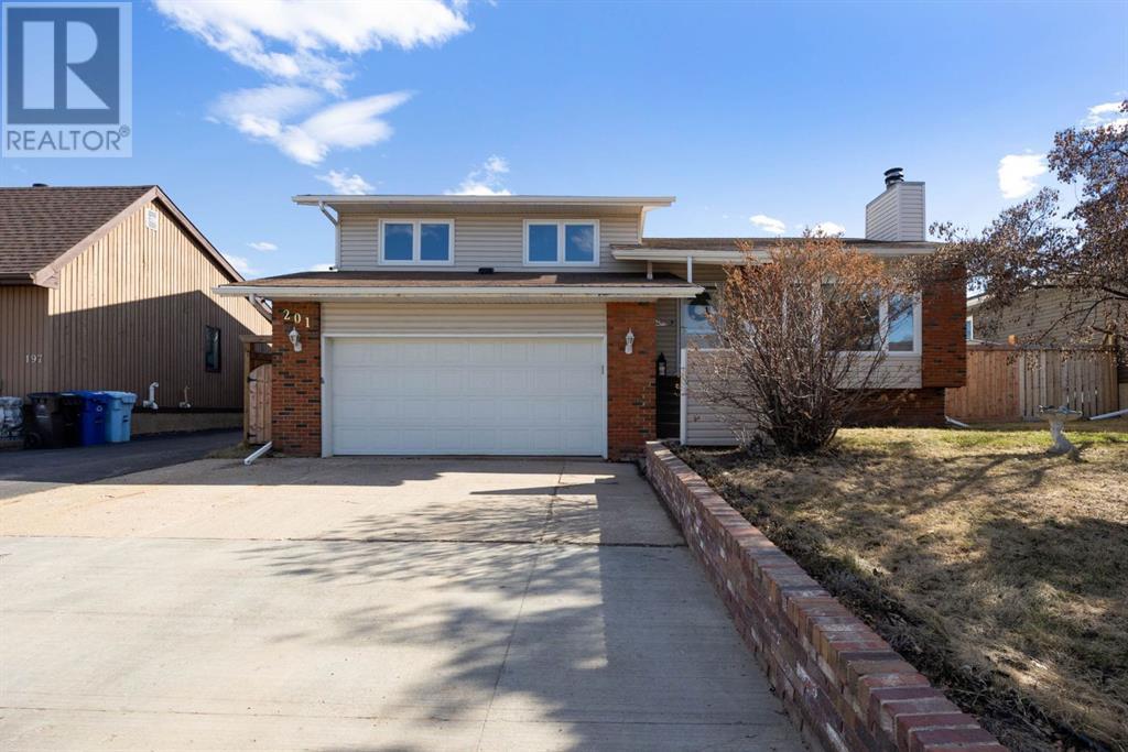 201 Leigh Crescent, Fort McMurray, Alberta