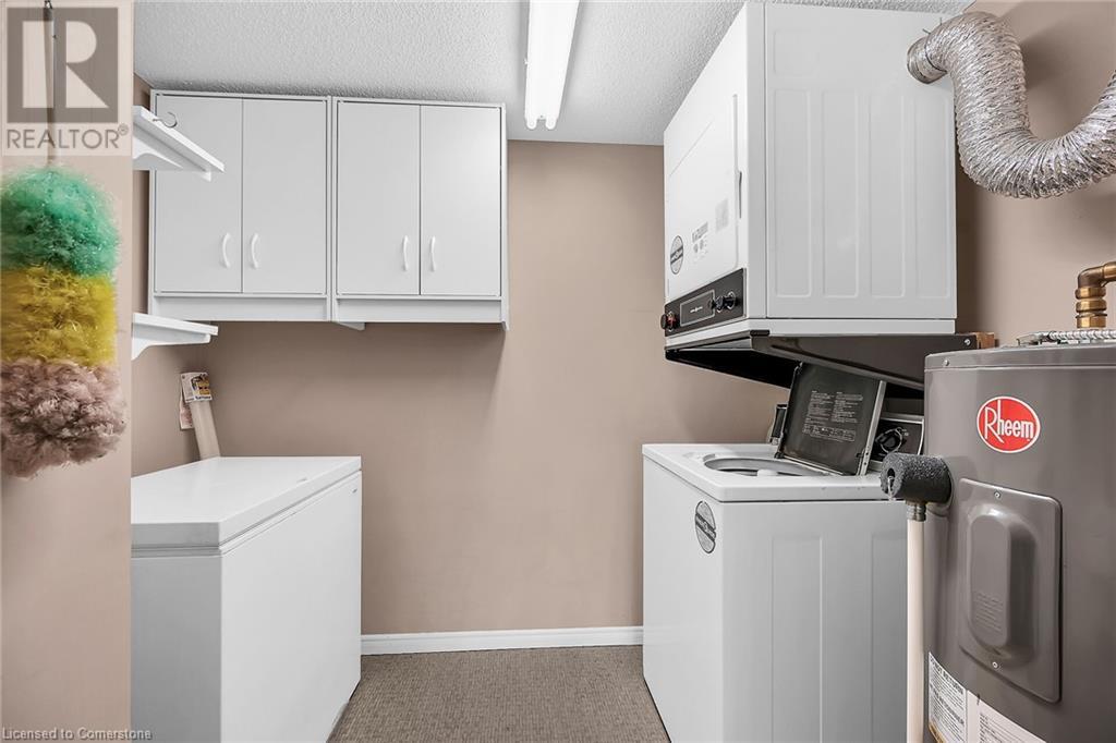 Photo 15 of 416 Limeridge Road E Unit 309, Hamilton ON