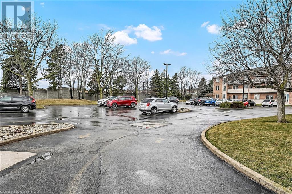 Photo 31 of 416 Limeridge Road E Unit 309, Hamilton ON