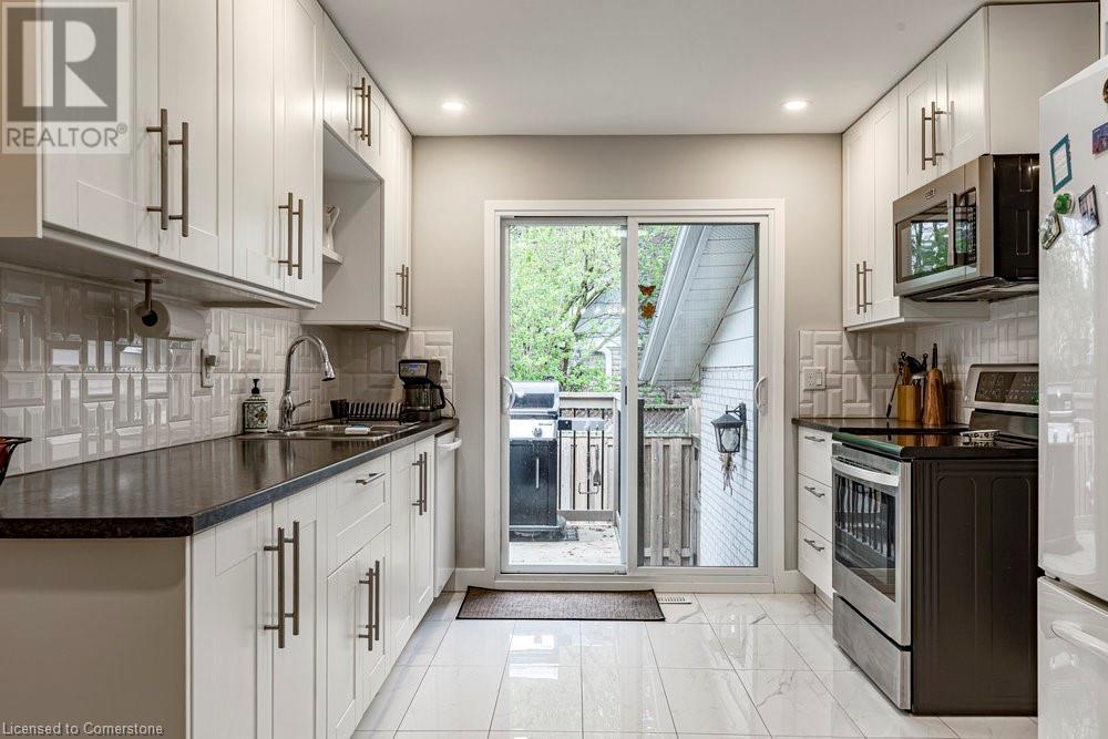 Photo 10 of 1345 Ester Drive, Burlington ON