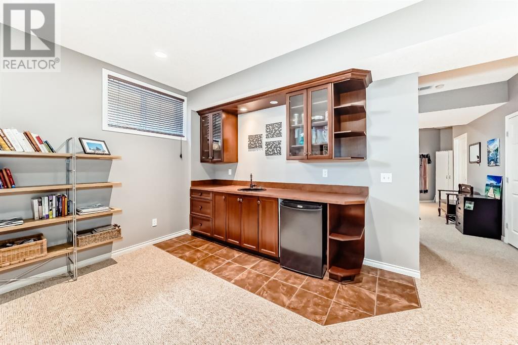 92 Bow Ridge Crescent, Cochrane