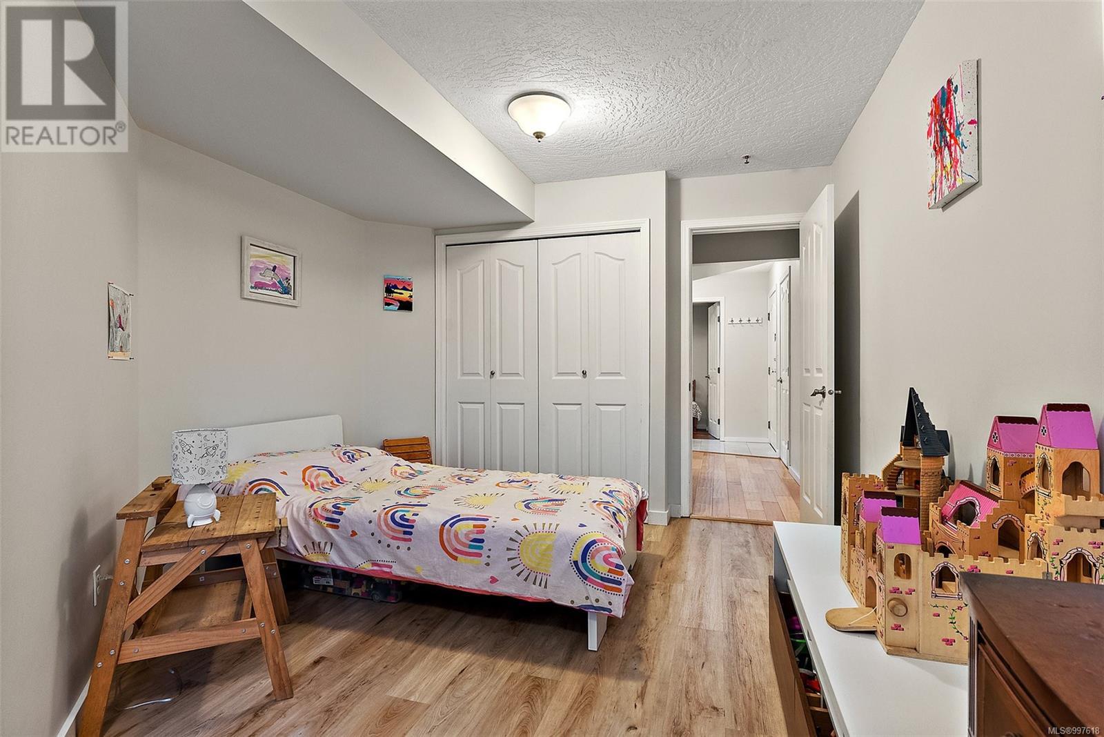 206 3160 Albina Street, Saanich