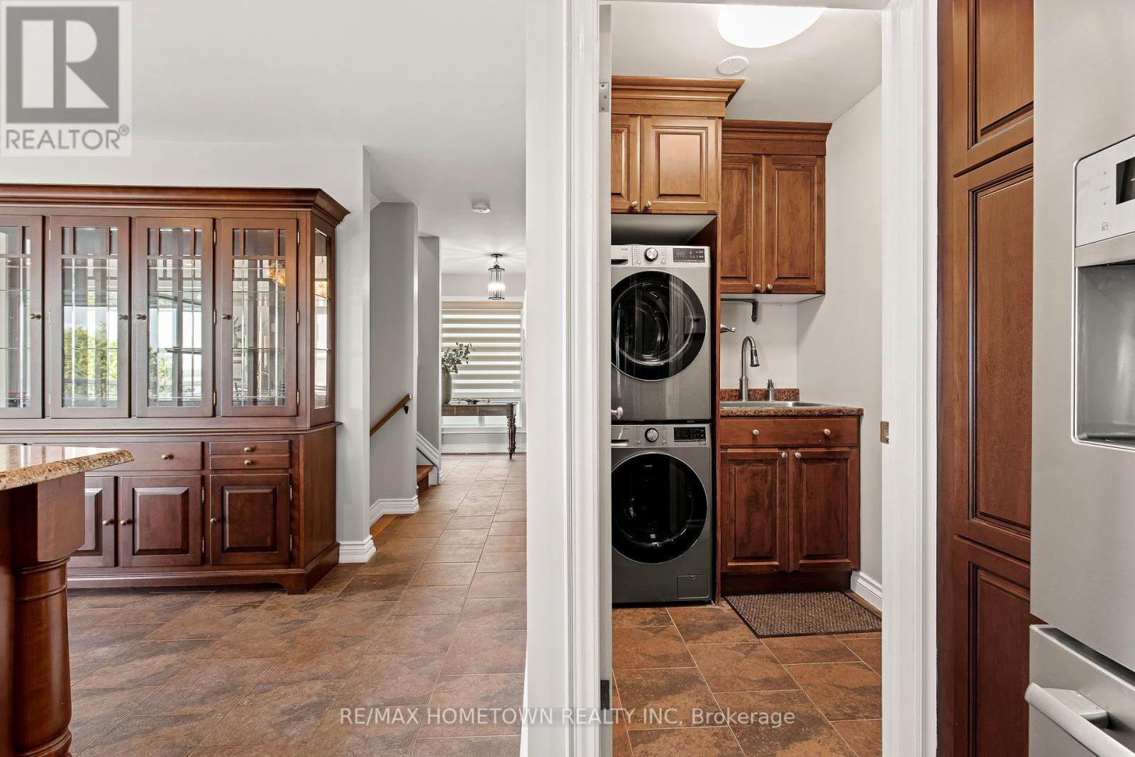 Photo 25 of 9 Bayview Road, Brockville ON