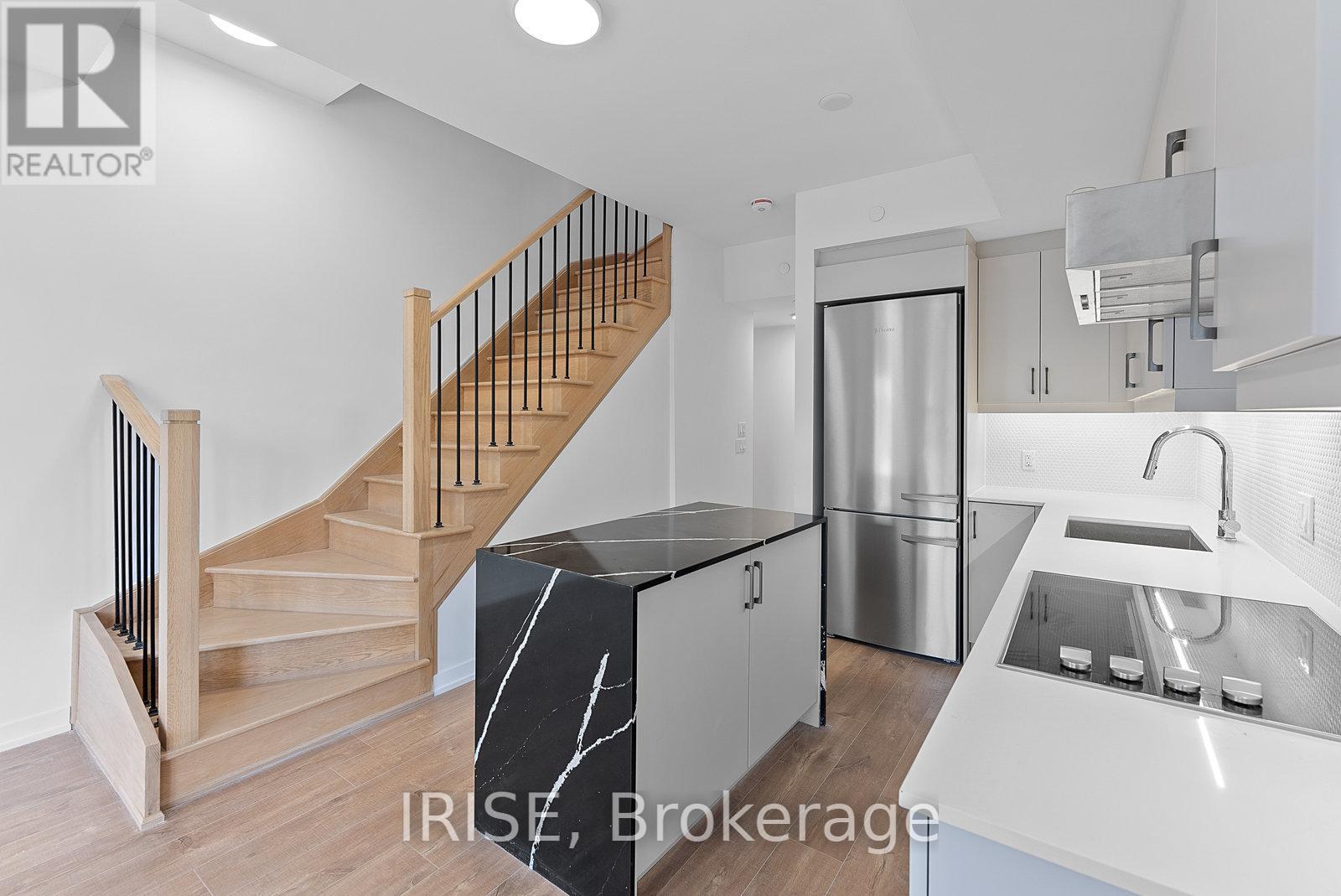 Photo 10 of 311 485 Logan Avenue S, Toronto ON