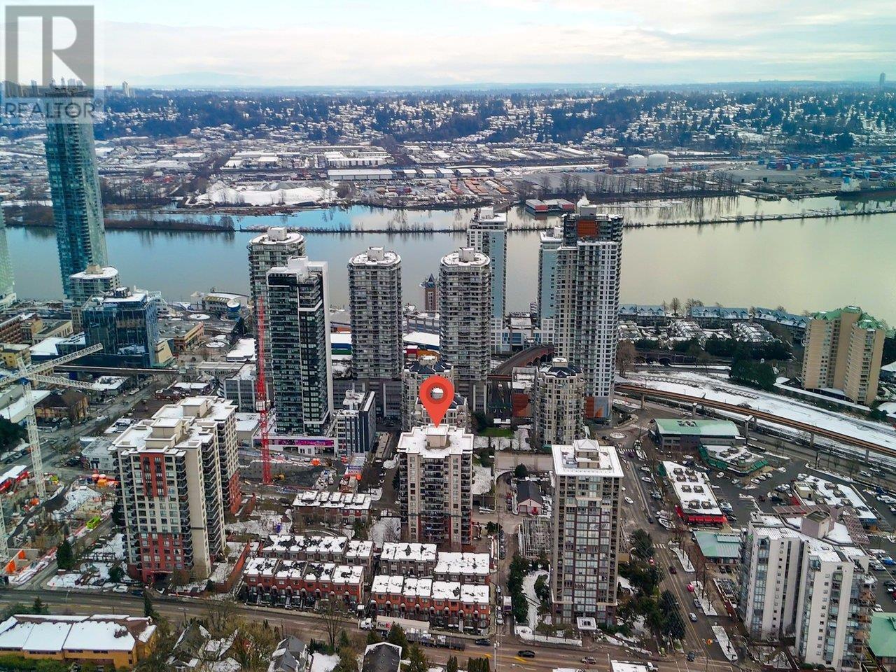 306 833 AGNES STREET, New Westminster