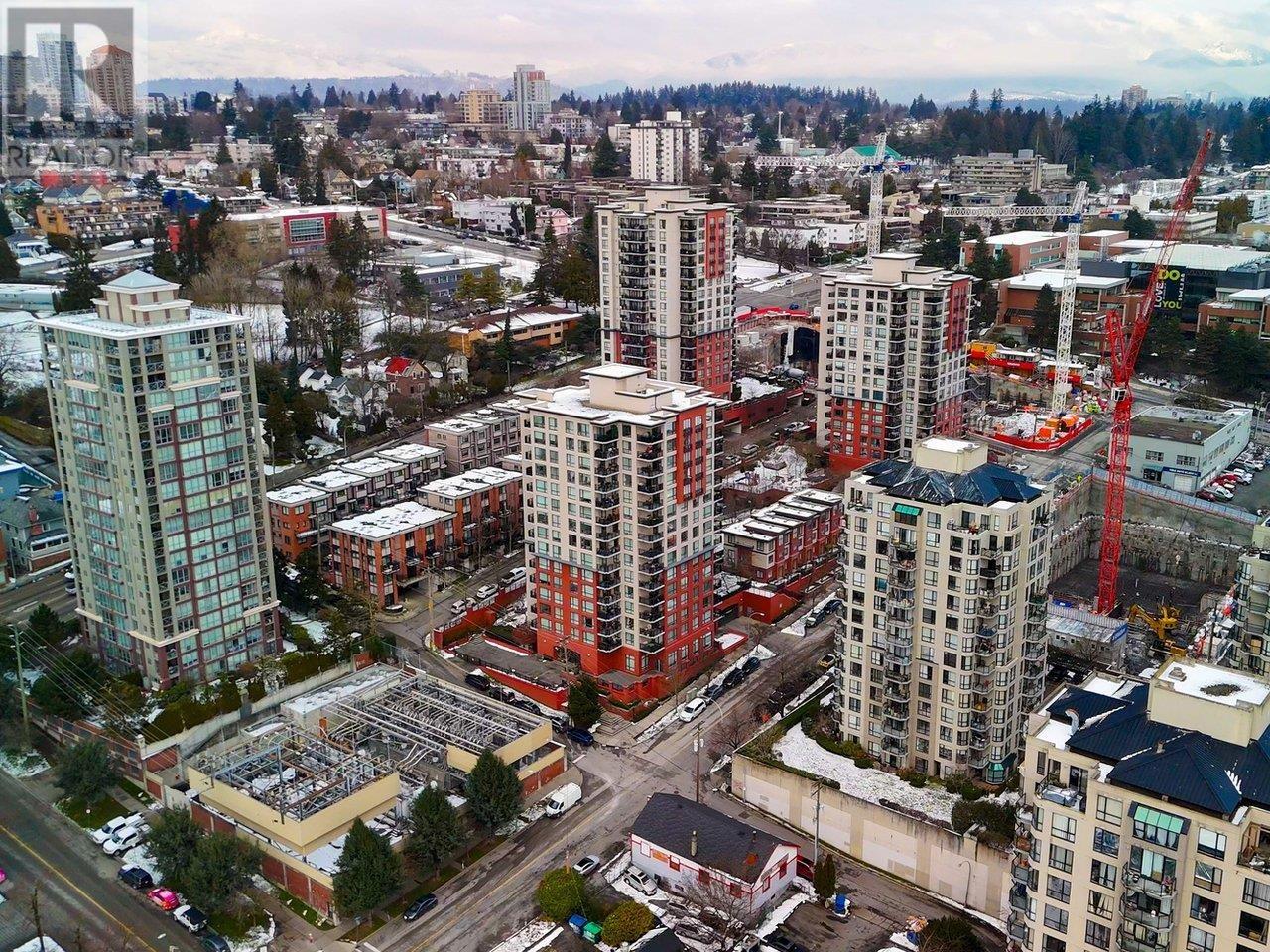 306 833 AGNES STREET, New Westminster