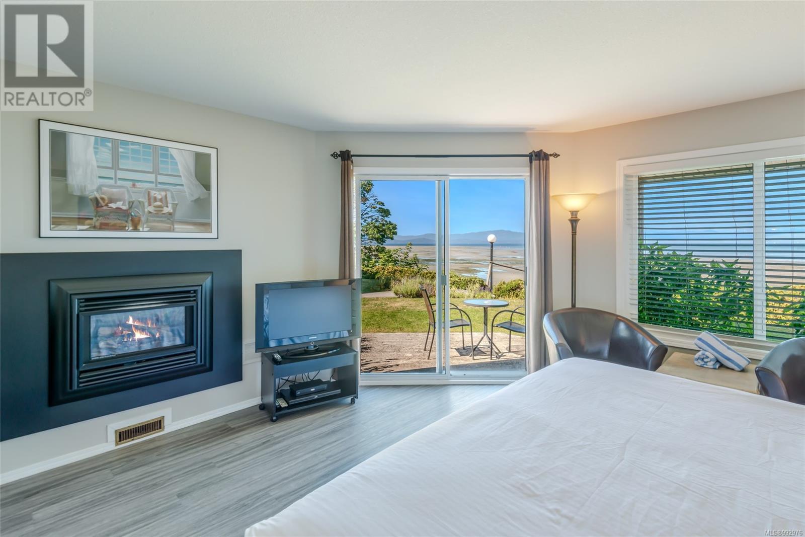309 1165 Resort Dr, Parksville