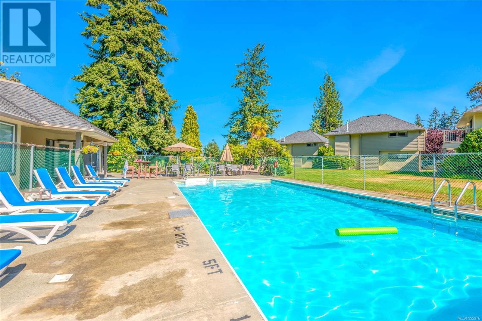 309 1165 Resort Dr, Parksville real estate listing 992976