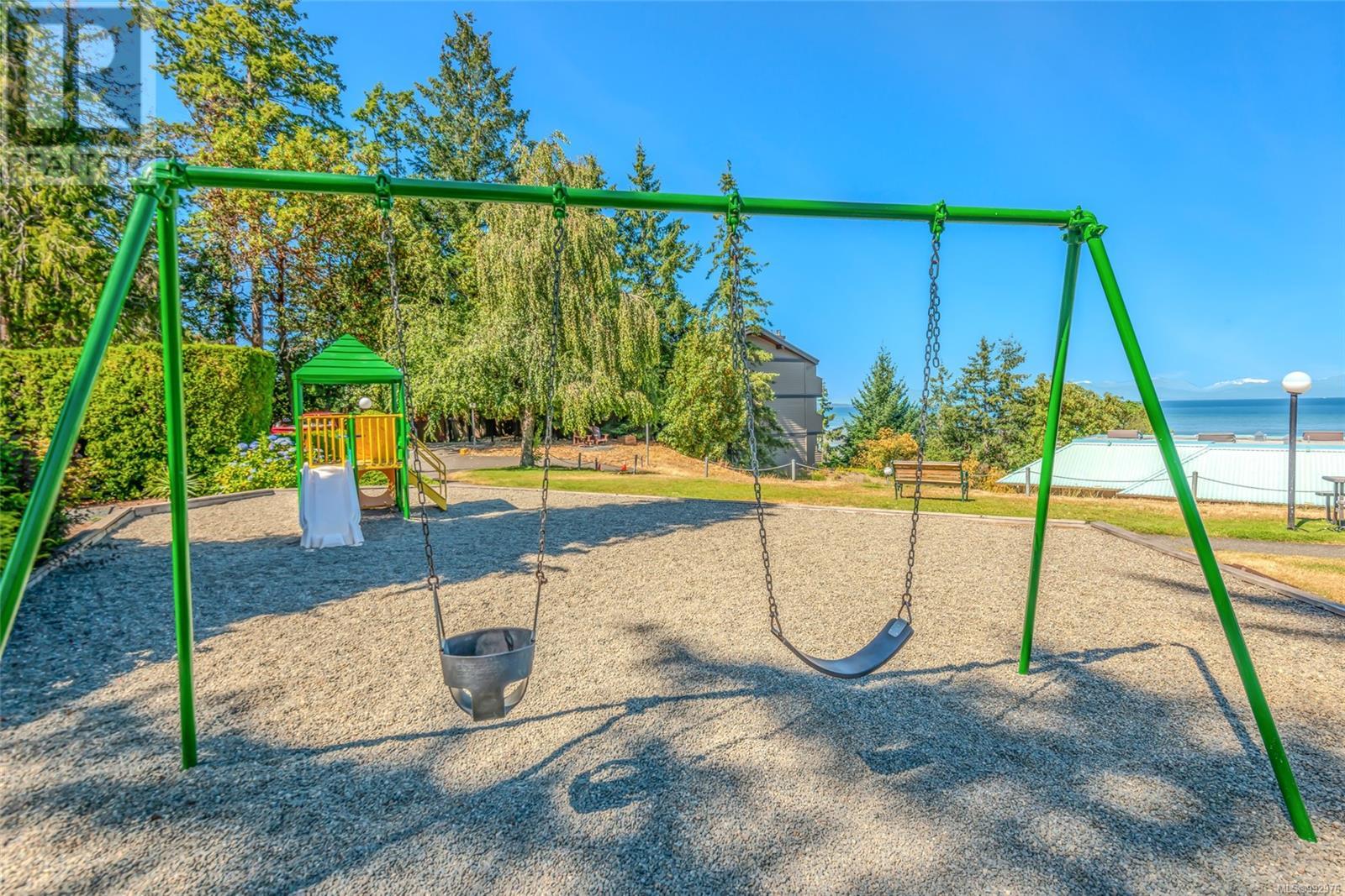 309 1165 Resort Dr, Parksville real estate listing 992976