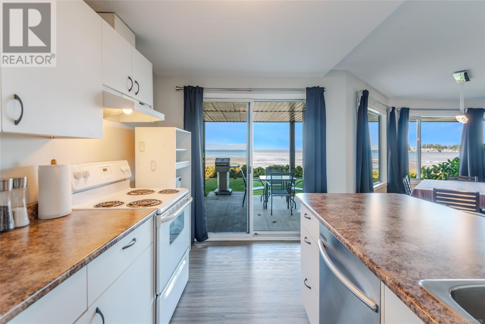 309 1165 Resort Dr, Parksville real estate listing 992976