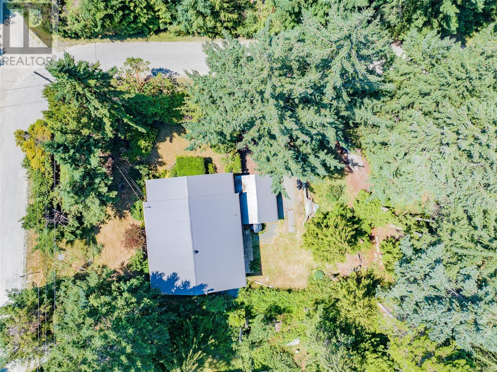190 Rosislos Blvd, Gabriola Island