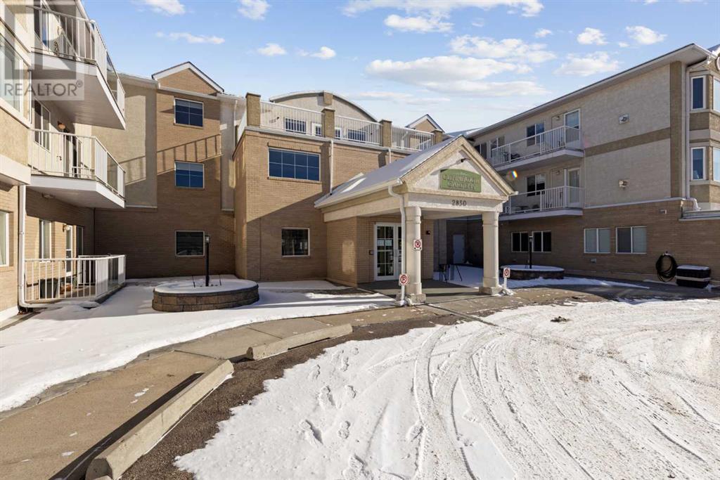 Single Family House for Sale in    Street SW Glenbrook Calgary 