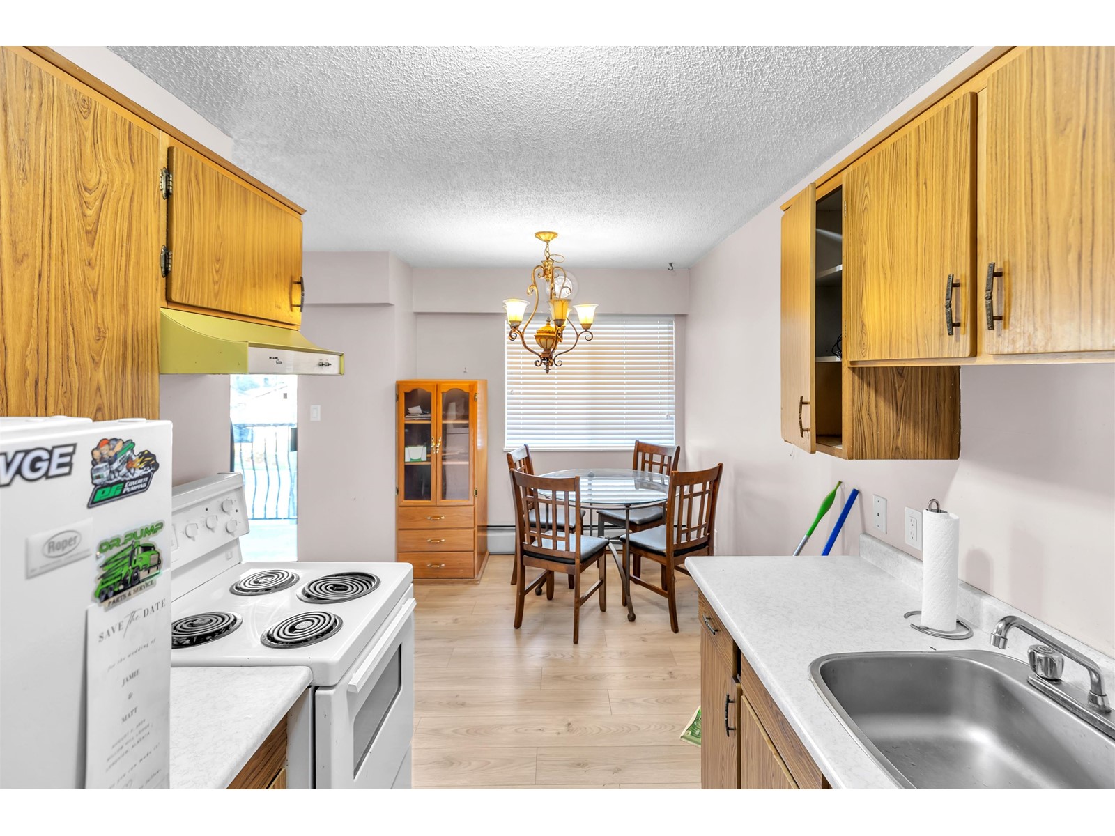 145 1909 SALTON ROAD, Abbotsford