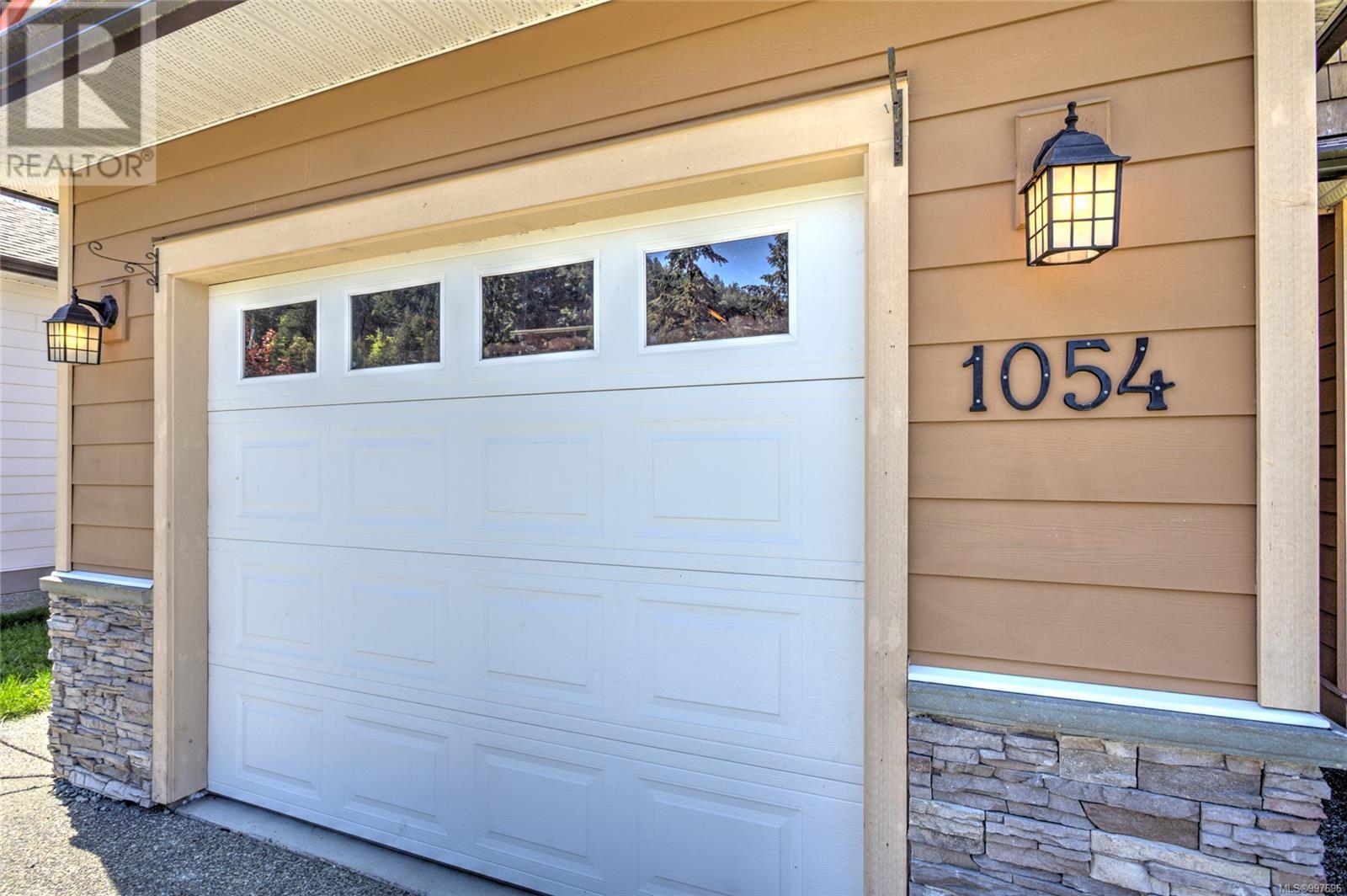 1054 Fitzgerald Rd, Shawnigan Lake