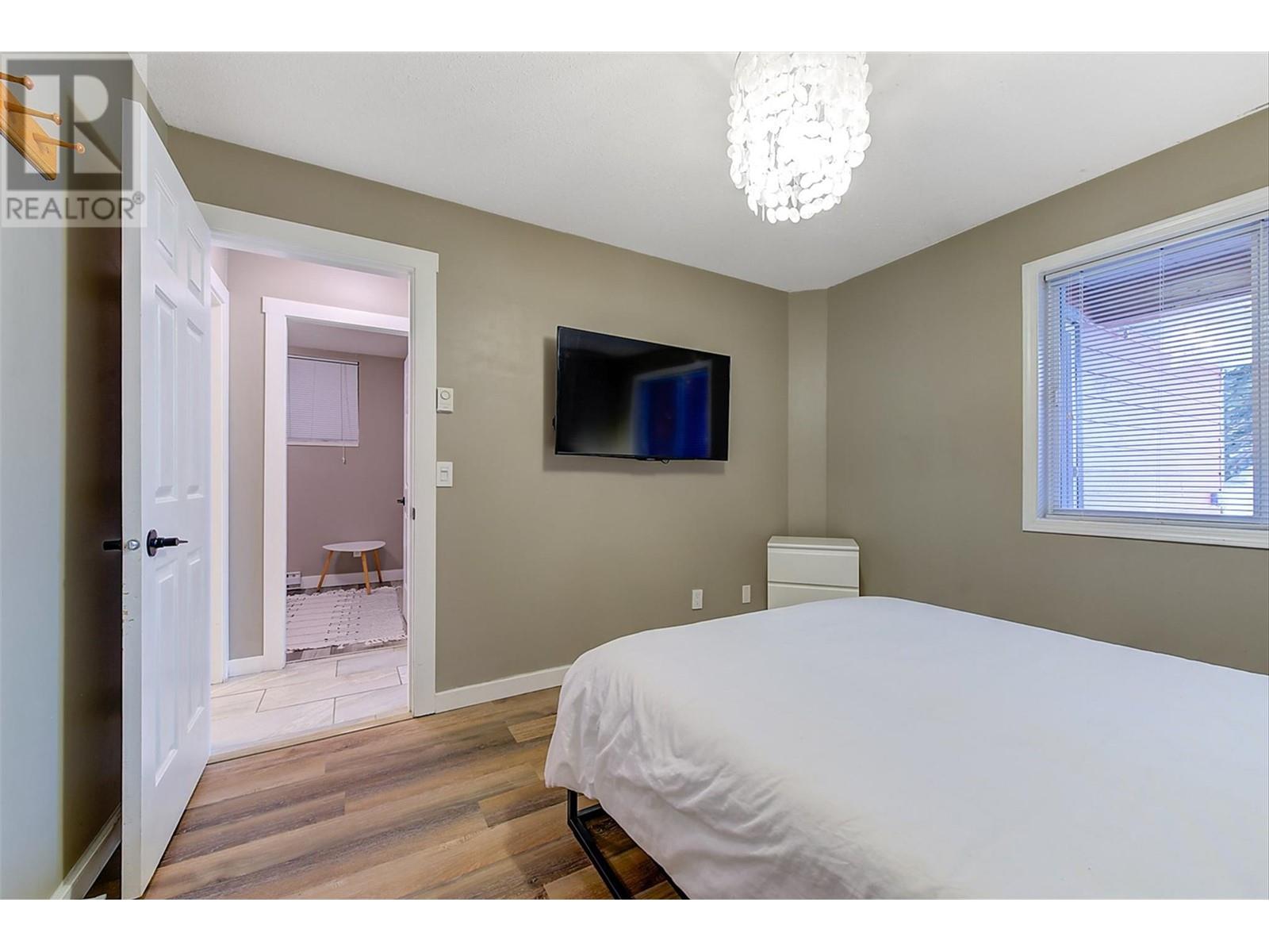 116D 5977 Snow Pines Crescent, Big White