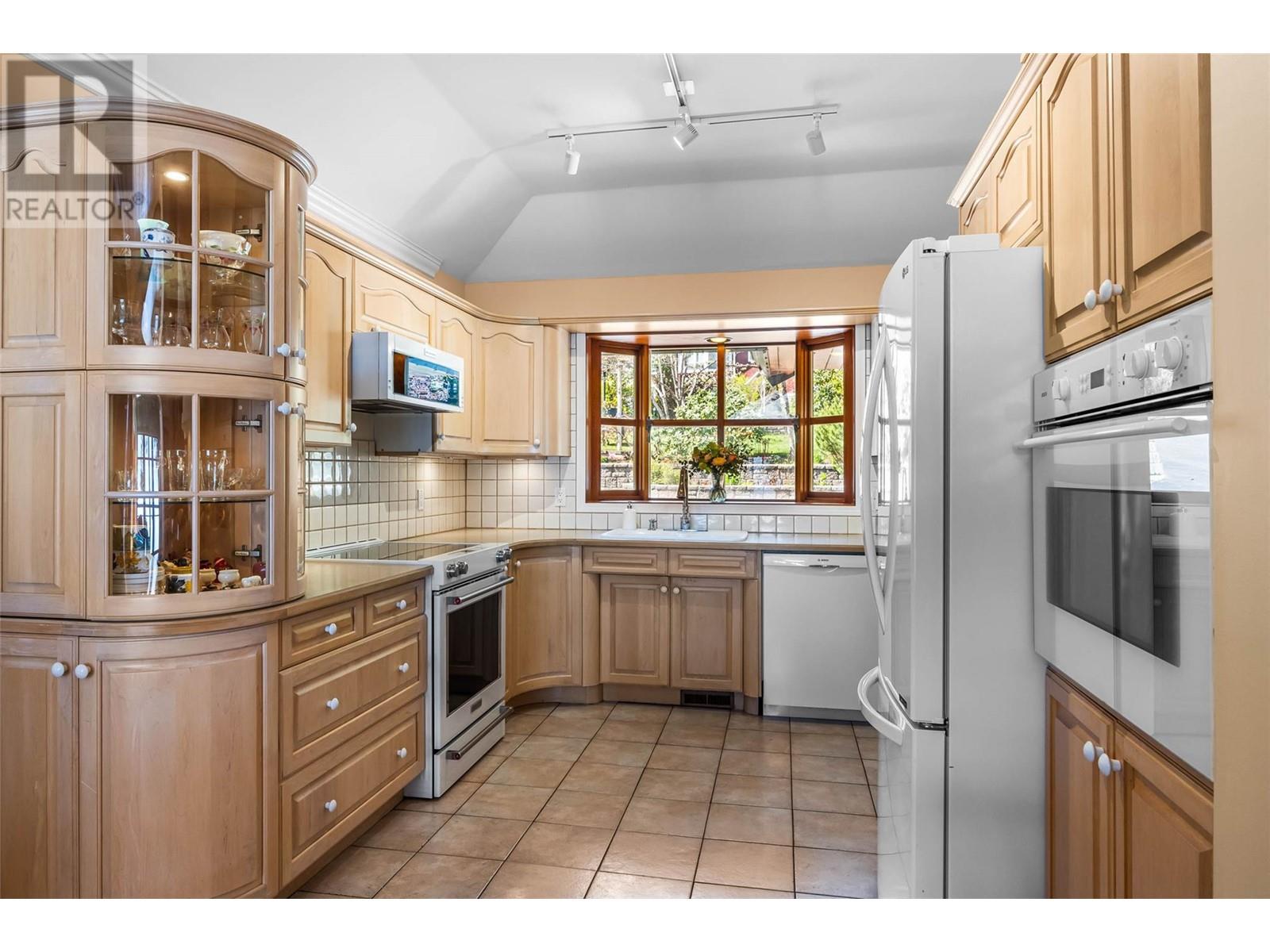3 4498 Squilax-Anglemont Road, Scotch Creek