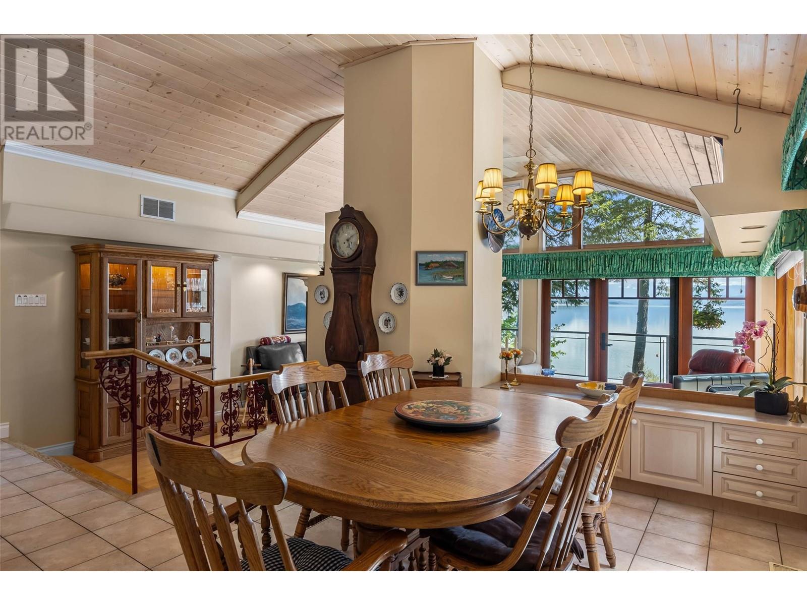 3 4498 Squilax-Anglemont Road, Scotch Creek