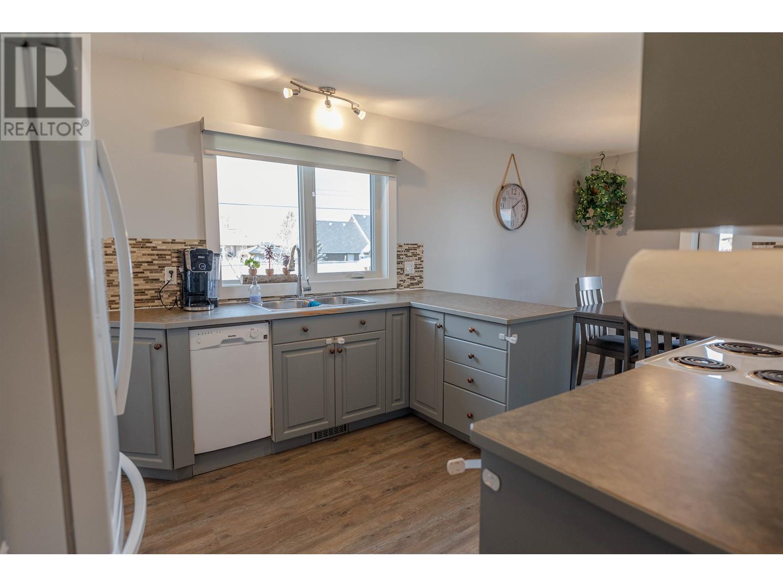 8912 115 AVENUE, Fort St. John