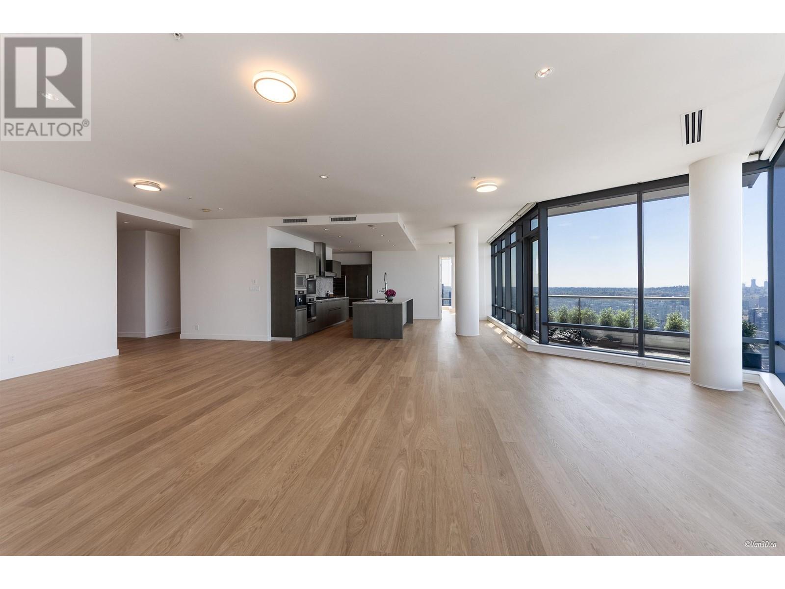 Photo 4 of 4704 1128 W Georgia Street, Vancouver BC