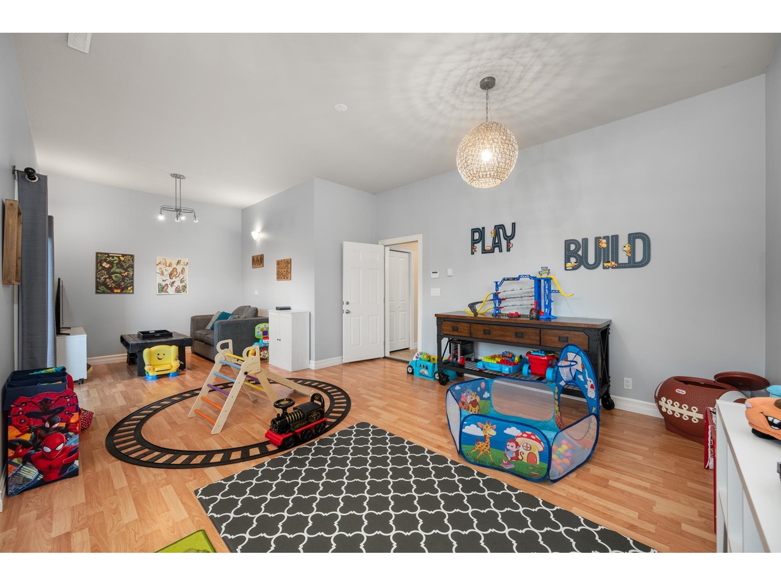 24 45957 SHERWOOD DRIVE, Promontory, Sardis