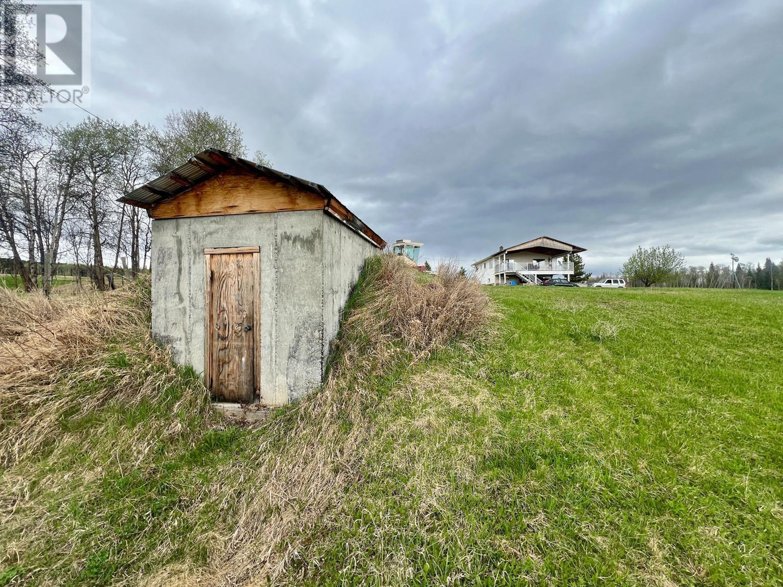 14187 PALLING Road, Burns Lake
