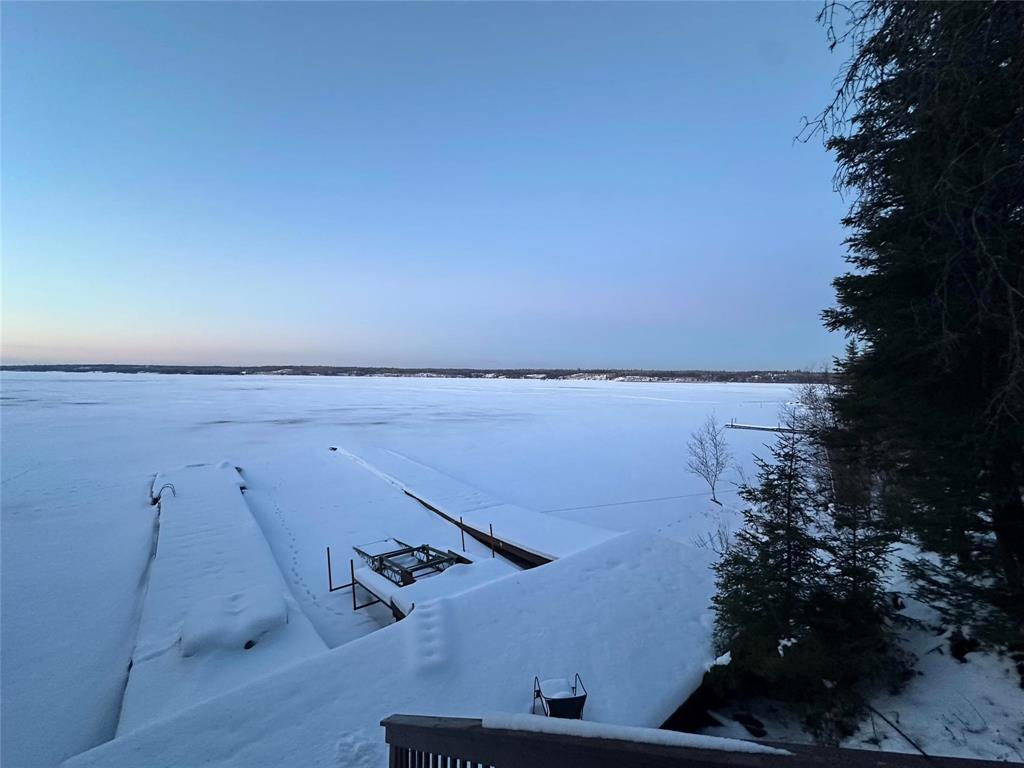 Photo 22 of 8 Wanipigow Lake East Road, Wanipigow MB