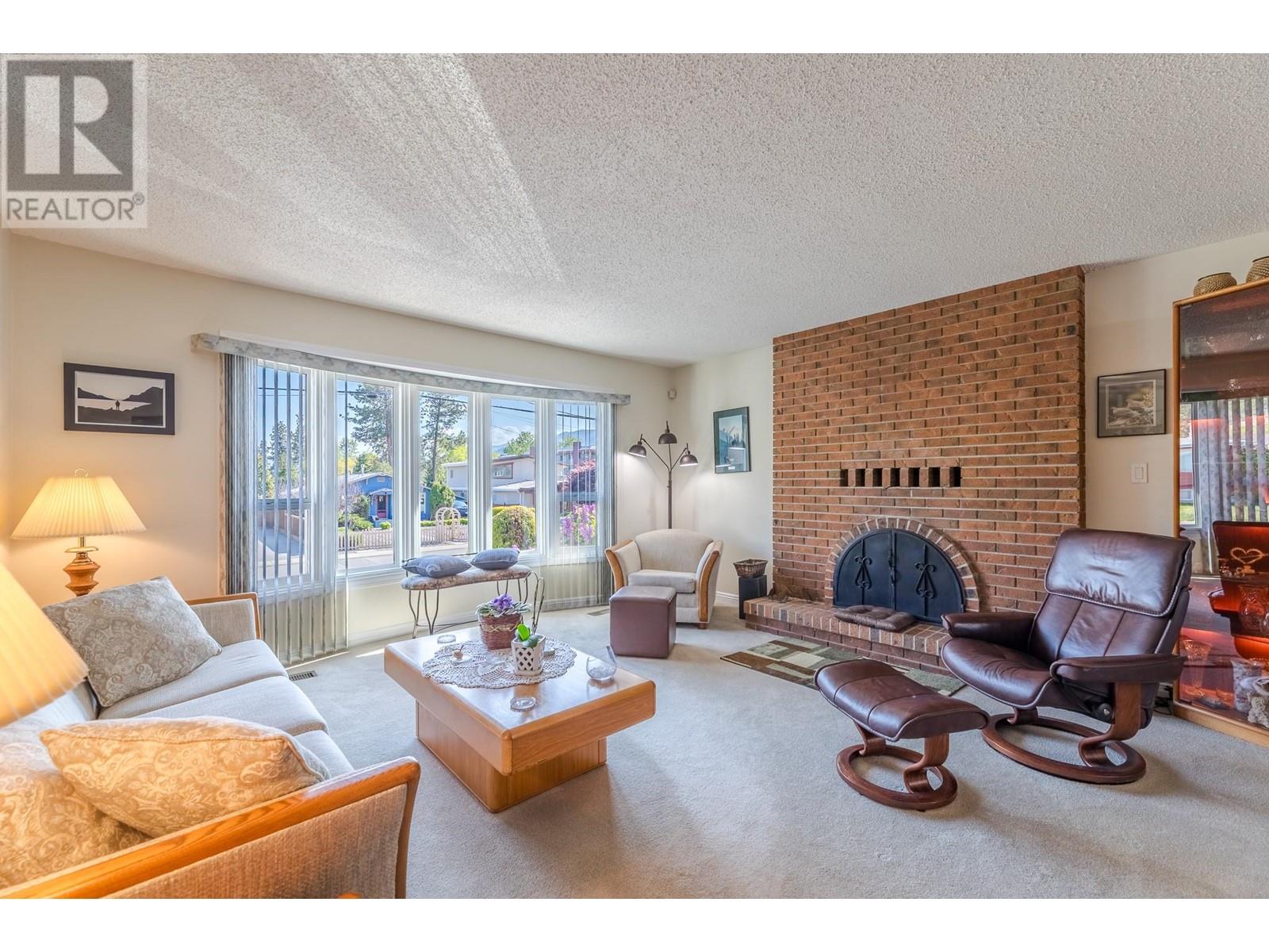 175 Lee Avenue, Penticton