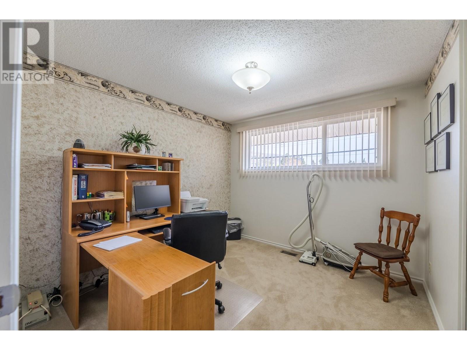 175 Lee Avenue, Penticton