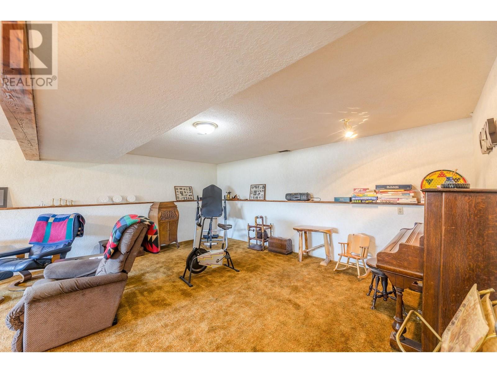 175 Lee Avenue, Penticton