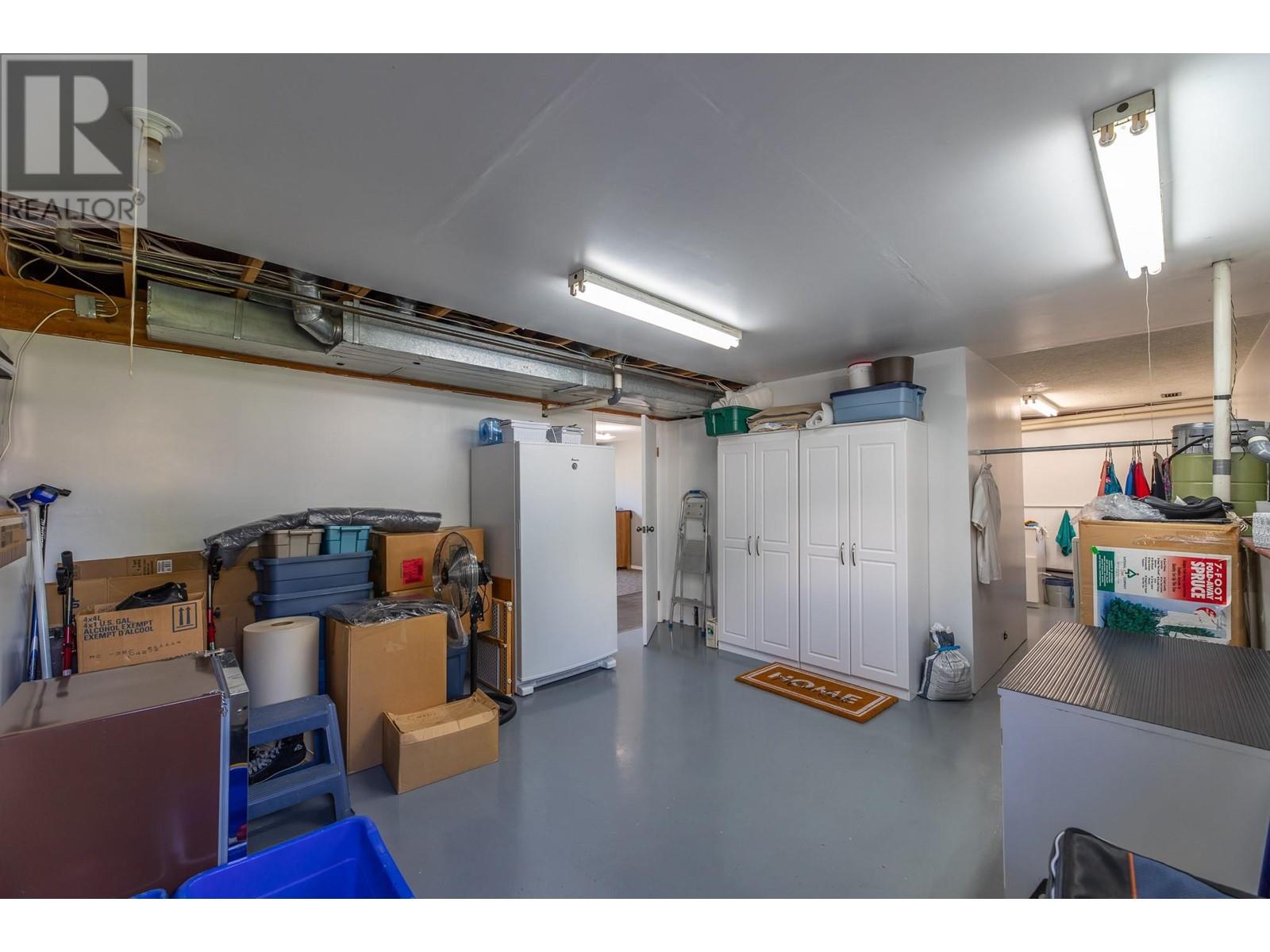 175 Lee Avenue, Penticton