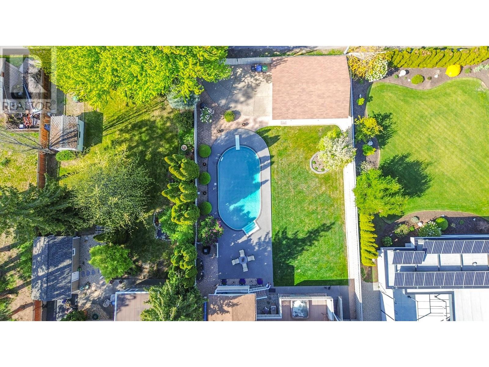  175 Lee Avenue, Penticton