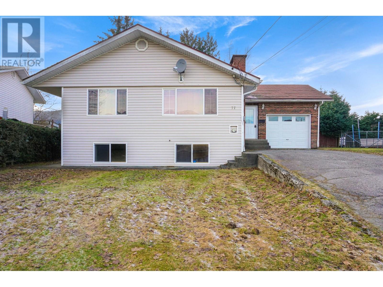 71 RALEY STREET, Kitimat