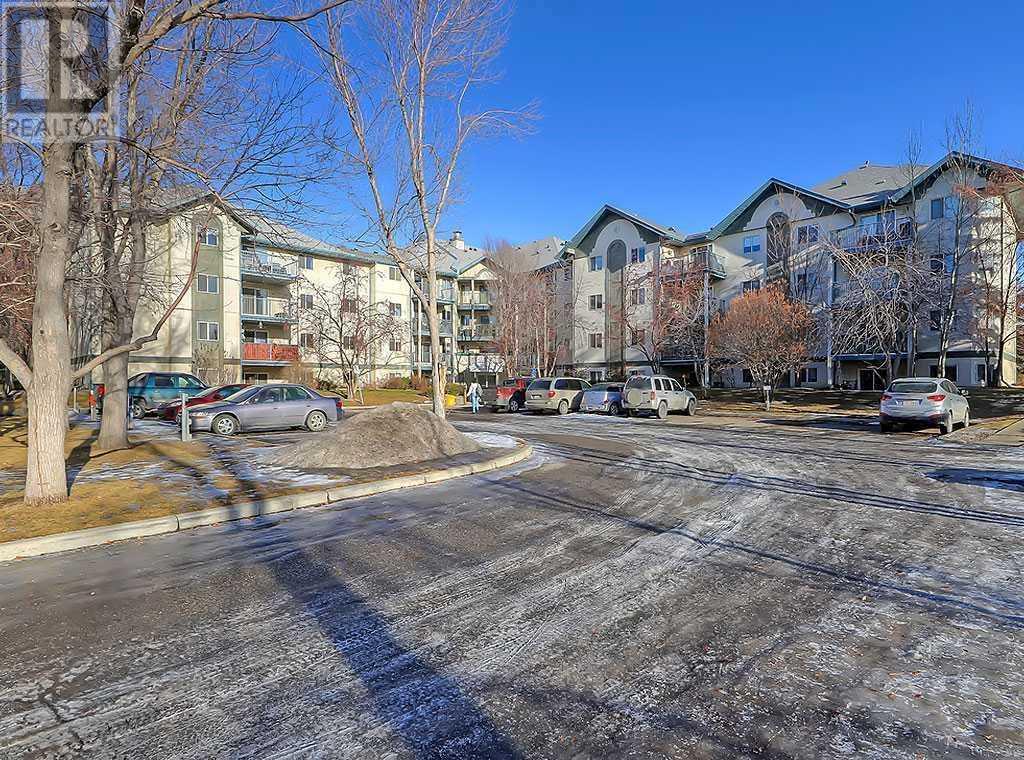 Single Family House for Sale in   Dover Point SE Dover Calgary 