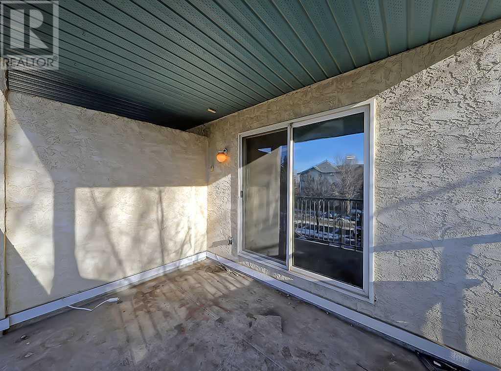 Single Family House for Sale in   Dover Point SE Dover Calgary 