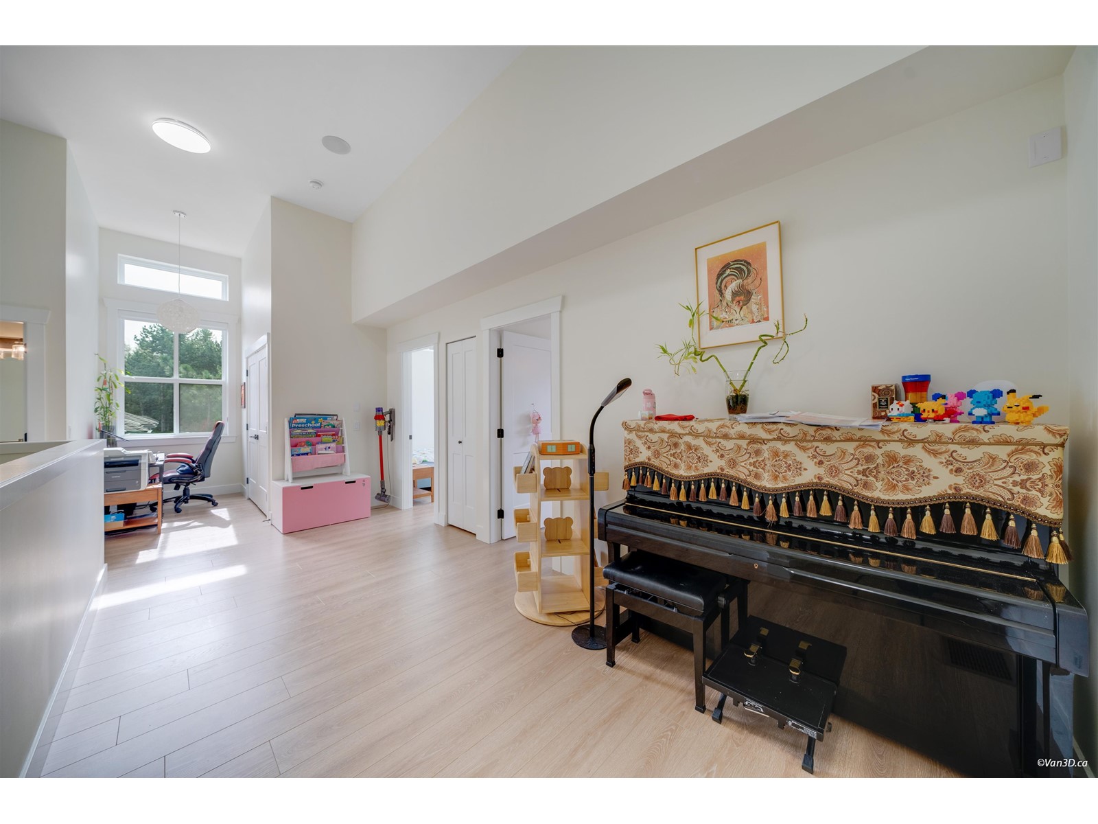 Photo 18 of 8 1454 162 B Street, Surrey BC