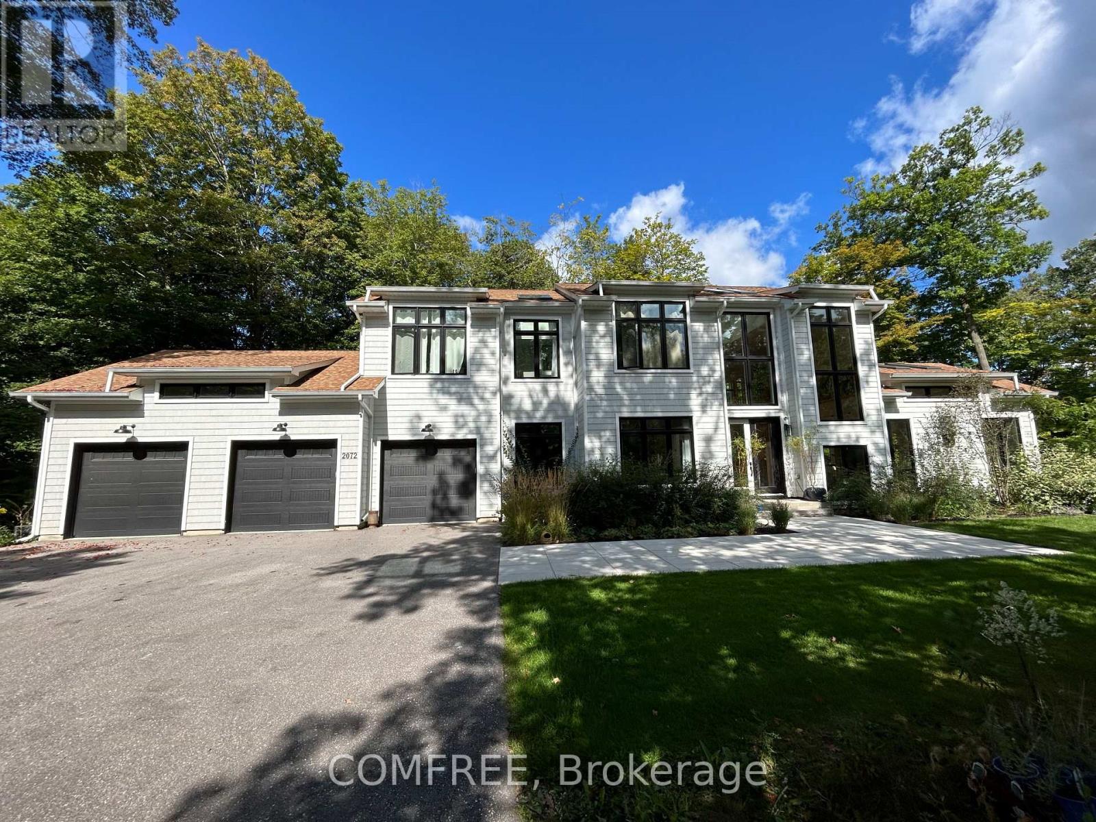 Photo 34 of 2072 Wilkinson Street, Innisfil ON