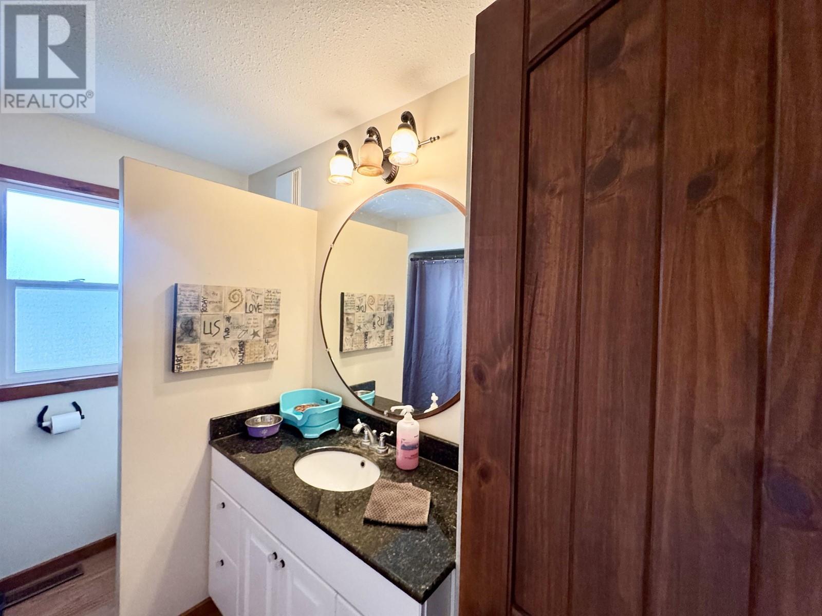 Photo 14 of 1016 240 Road, Fort St John BC