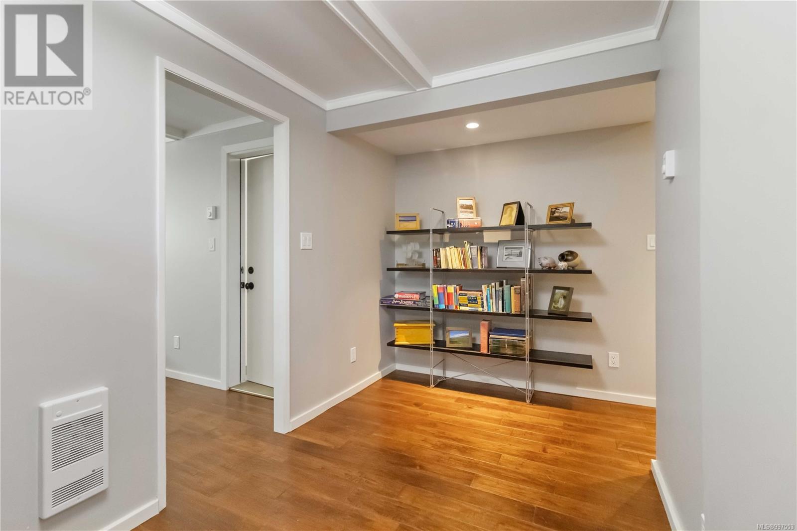  1277 Rockland Avenue, Victoria