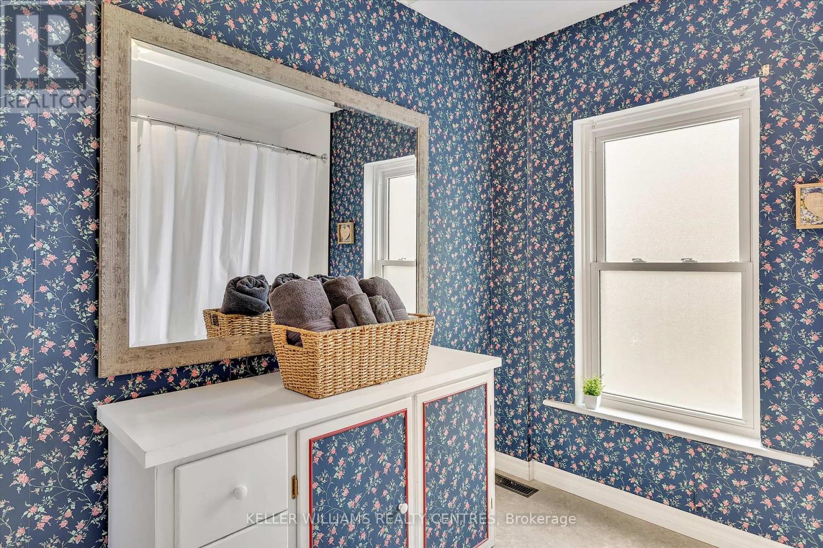 Photo 18 of 104 Princess Street, Peterborough ON