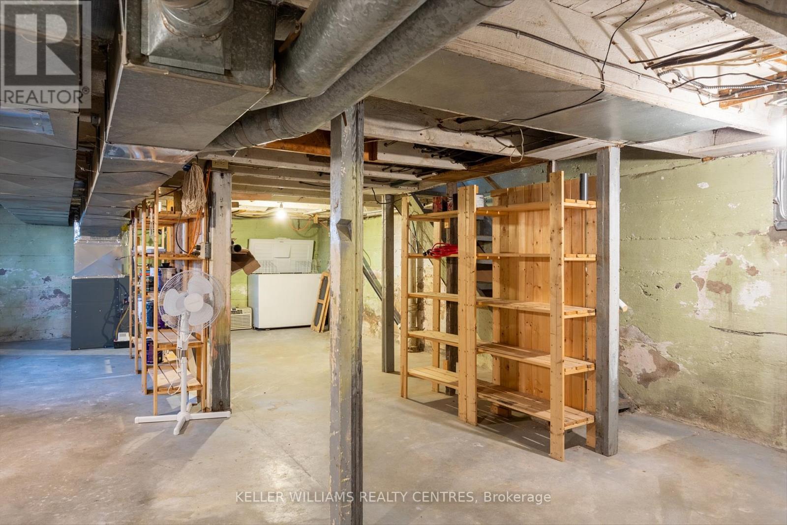 Photo 3 of 104 Princess Street, Peterborough ON