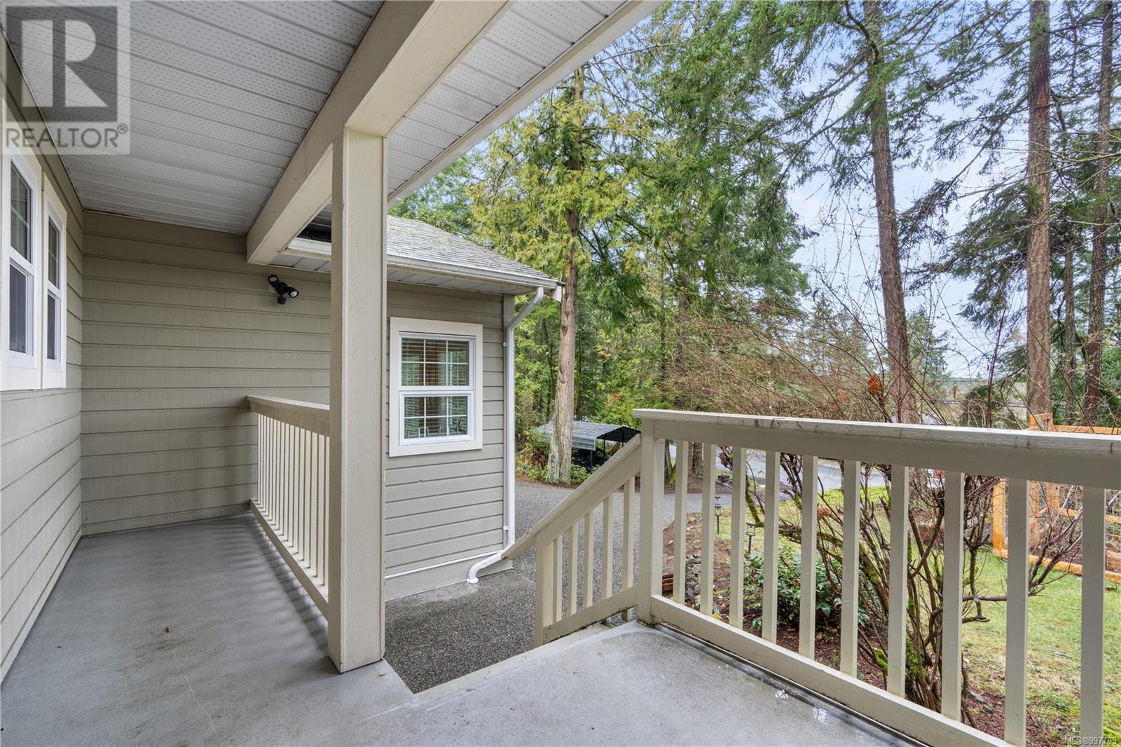  1945 Lands End Road, North Saanich