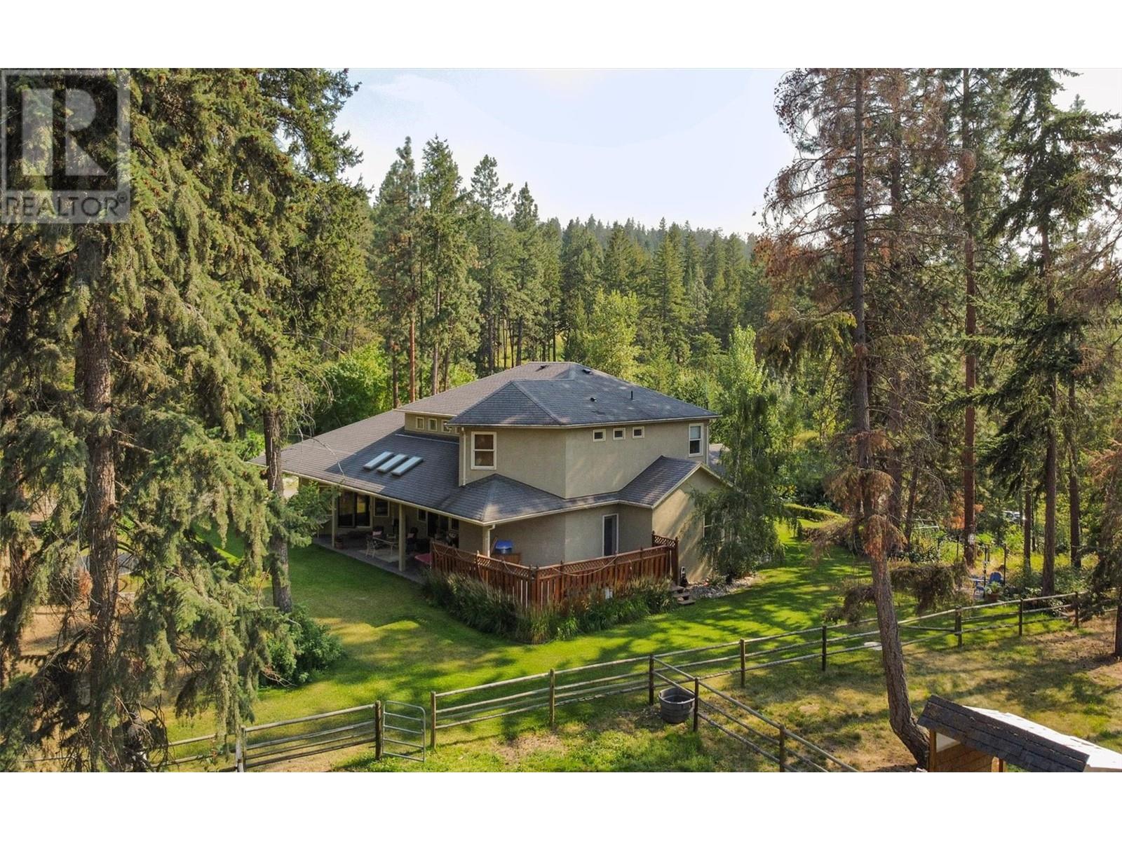  3605 Luxmoore Road, Kelowna