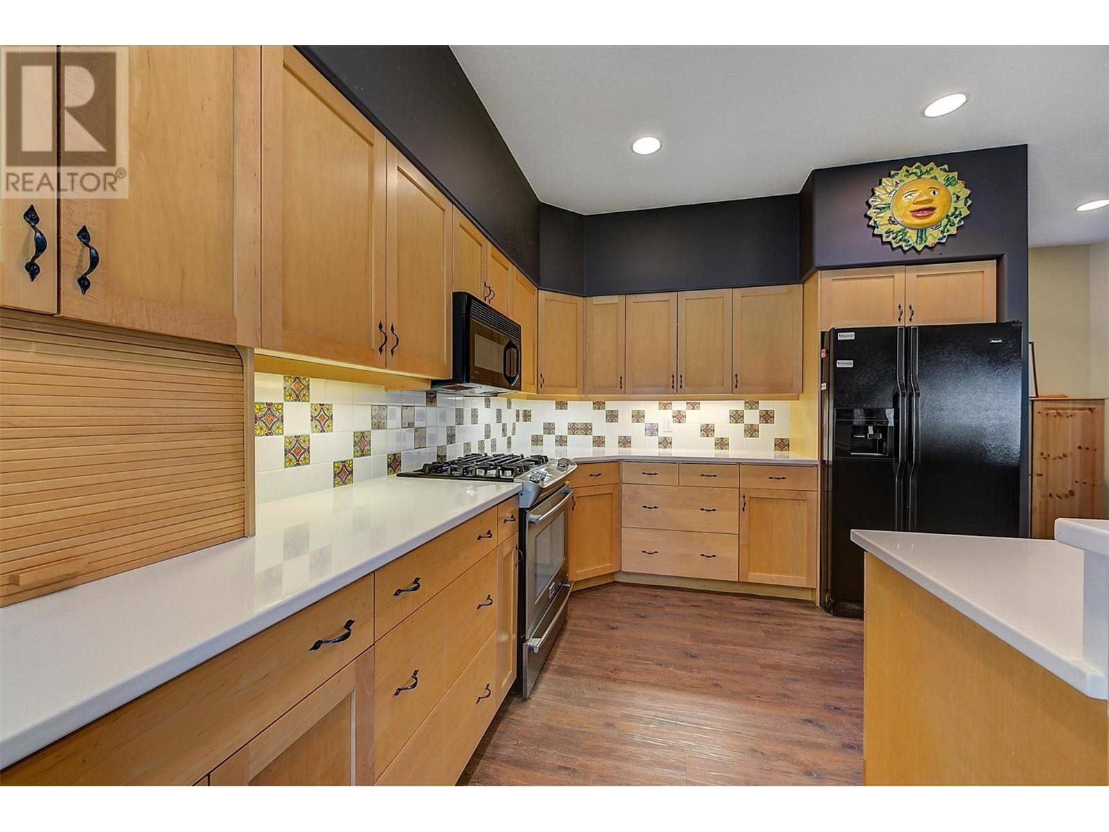  3605 Luxmoore Road, Kelowna