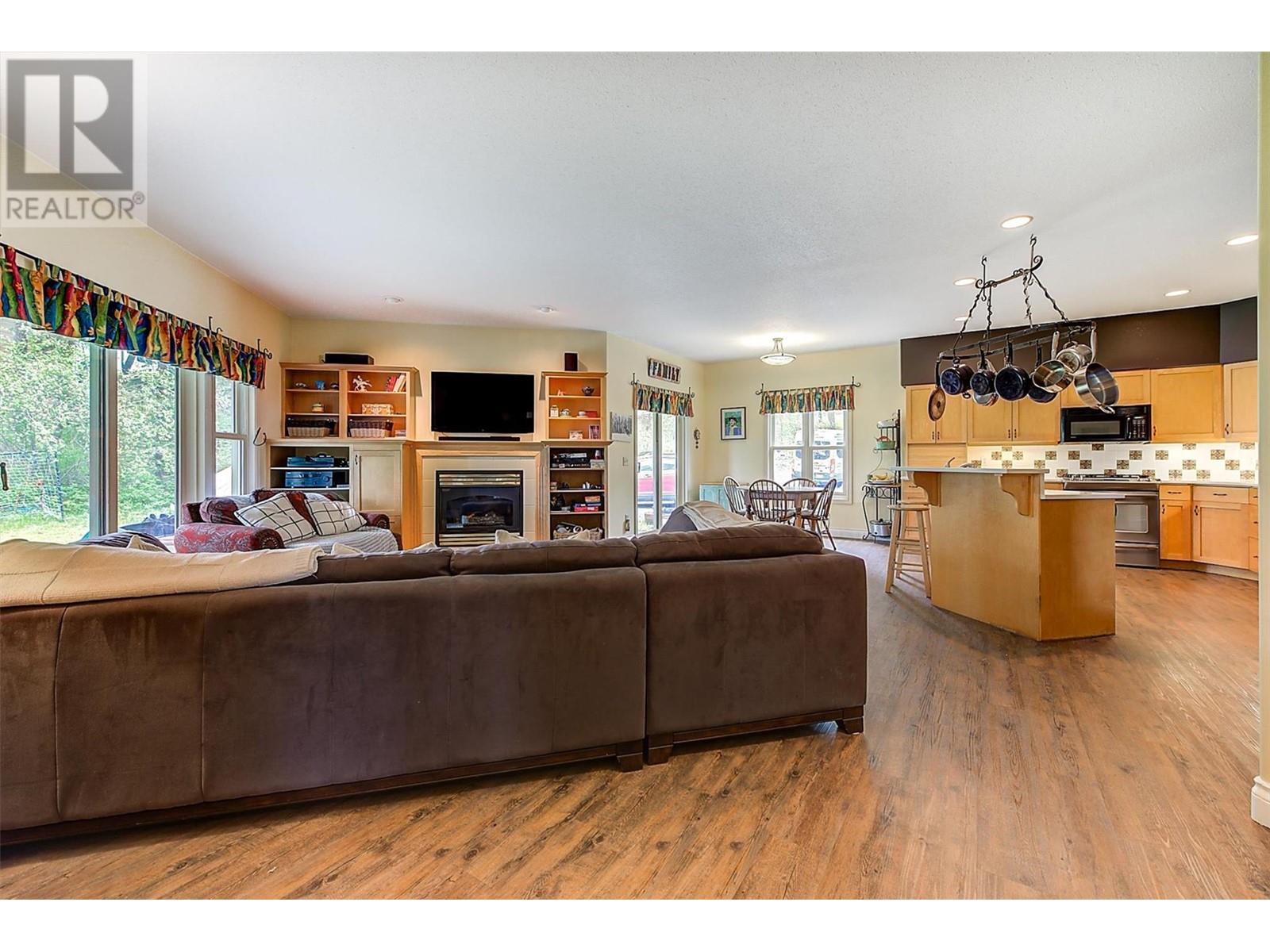  3605 Luxmoore Road, Kelowna
