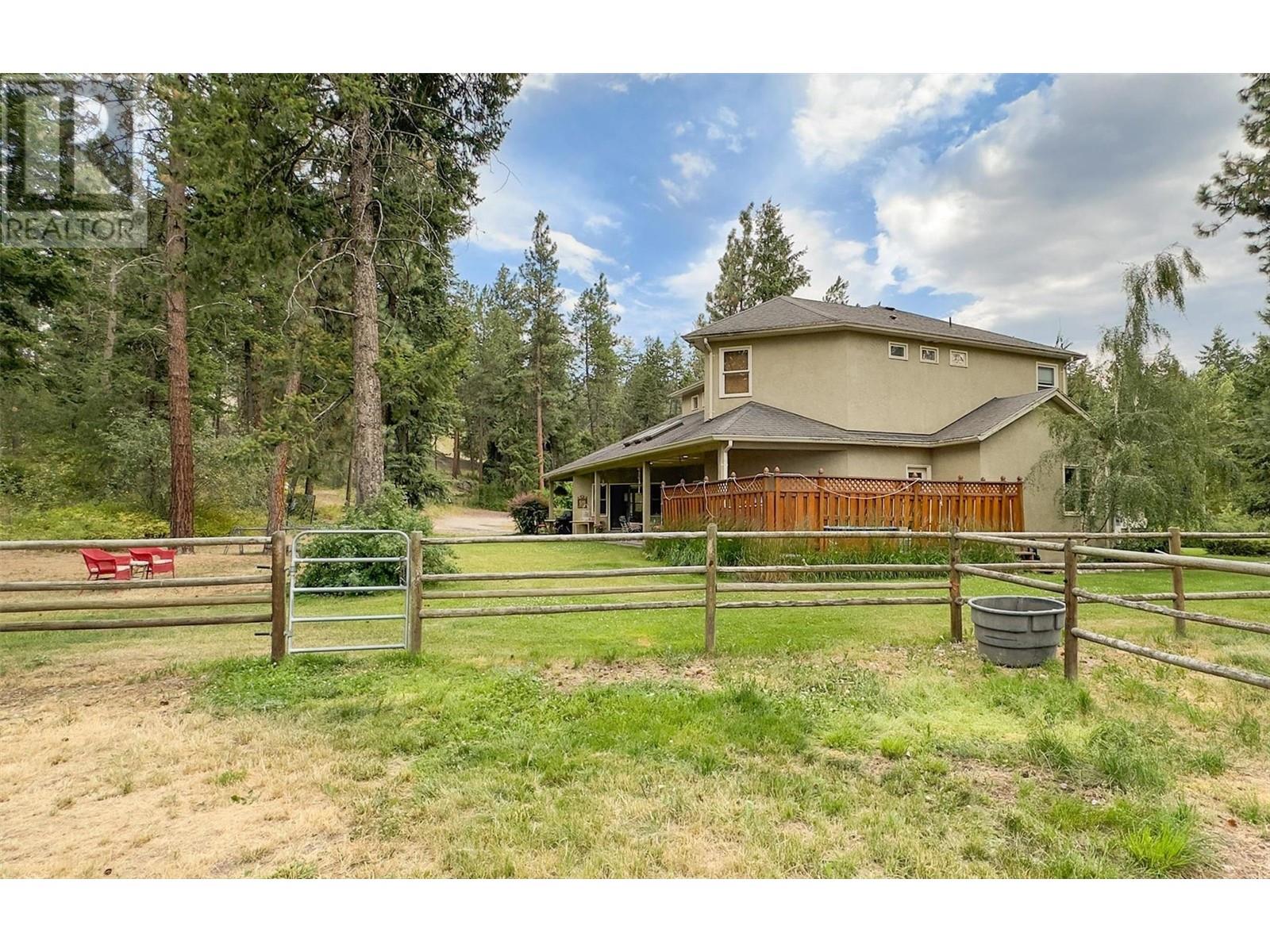  3605 Luxmoore Road, Kelowna