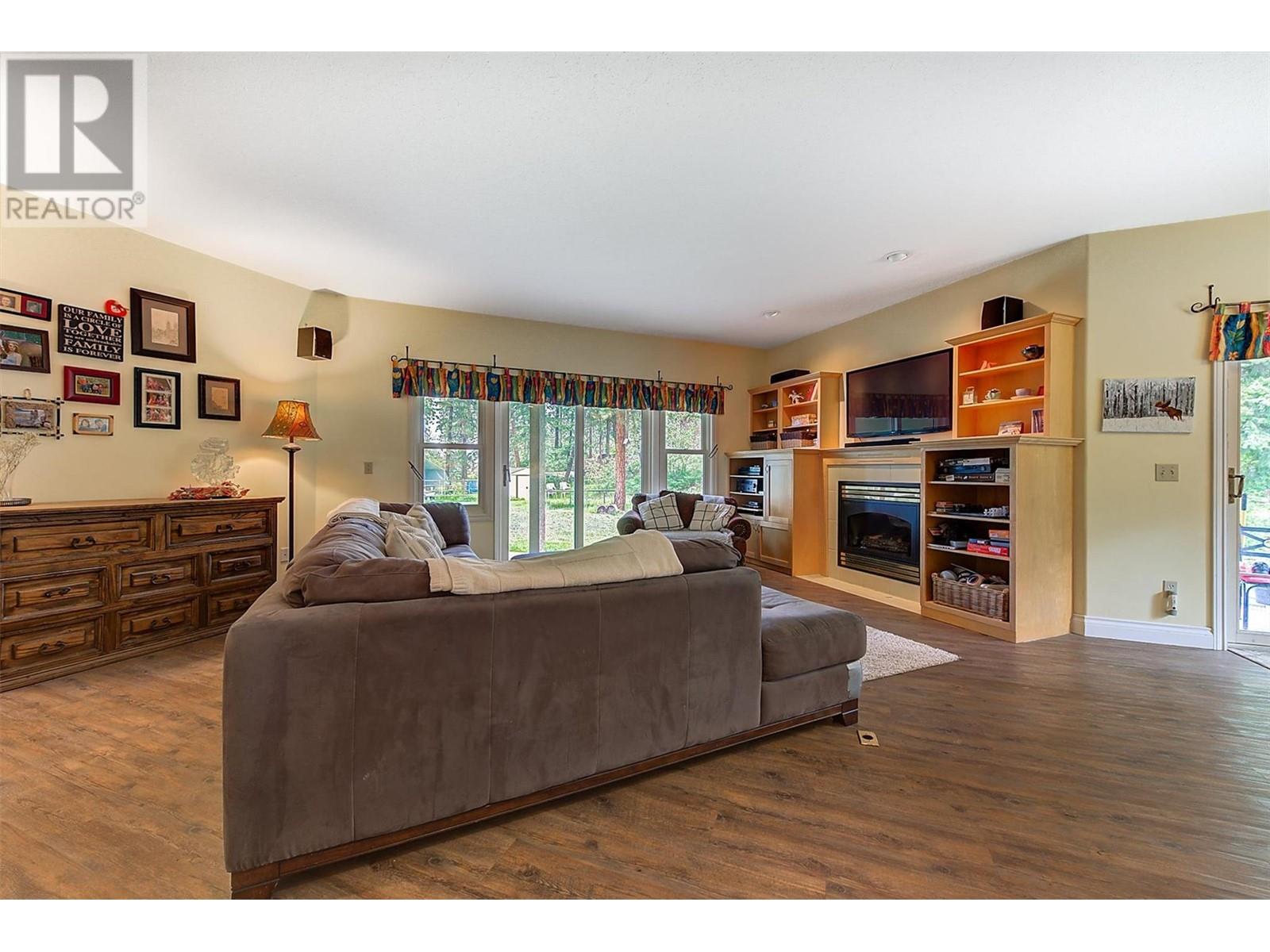  3605 Luxmoore Road, Kelowna
